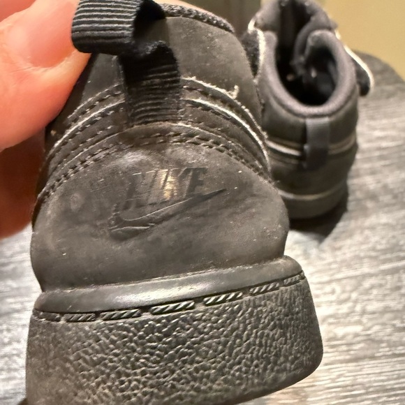 NIKE Shoes Toddler 7C COURT BOROUGH MID 2 Black Leather Sneakers CD7784-001 - Picture 8 of 10